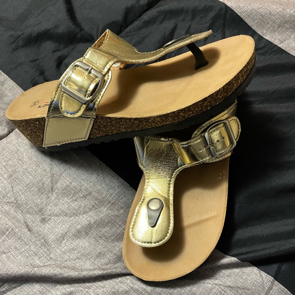 Women sandals
